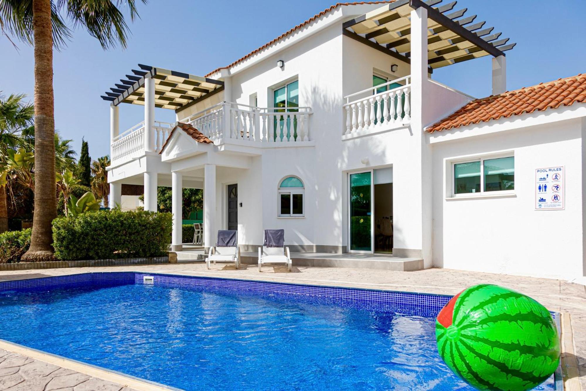 Yolo Villa